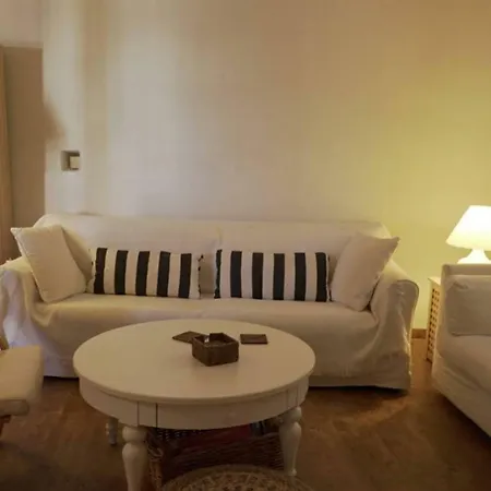 וילה Alba Andros Traditional - 1 Lámira