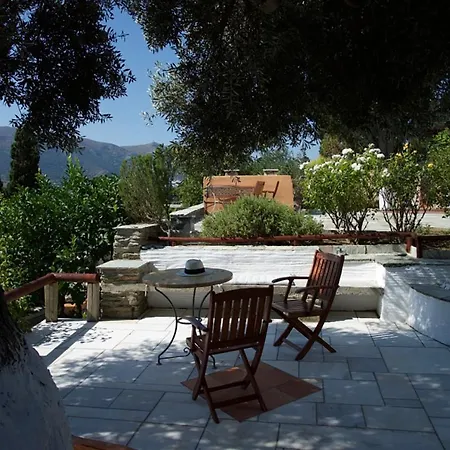 Vila Alba Andros Traditional - 1 Lámira
